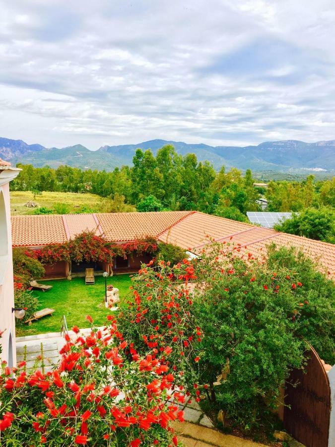 Sant Efisio Hotel ล็อตโซไร ภายนอก รูปภาพ